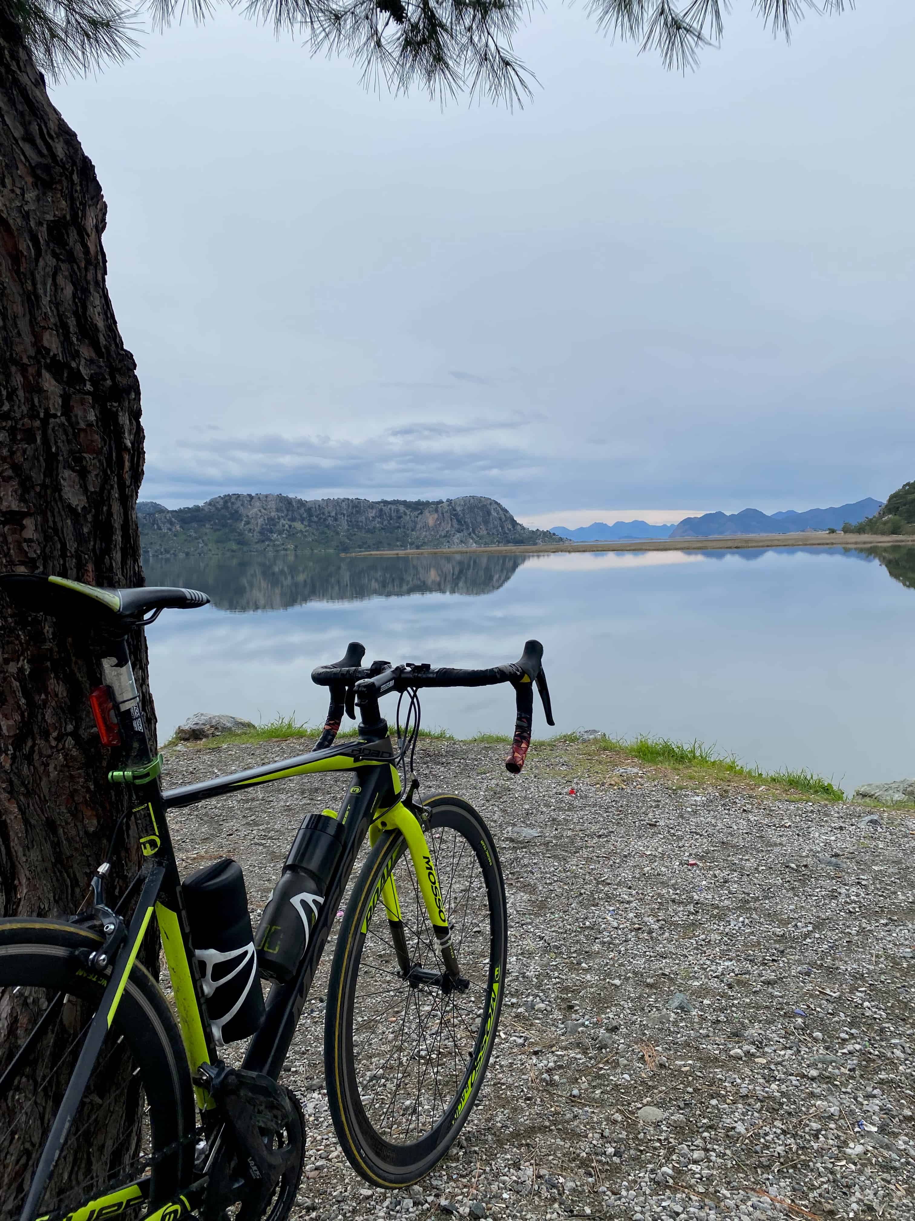 Cycling photo, Sulungur Lake