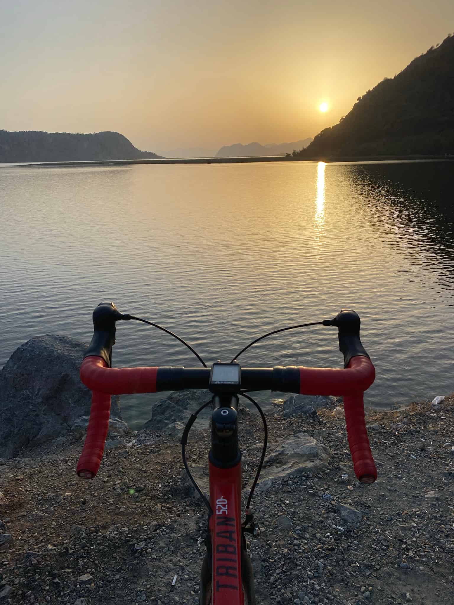 Cycling photo, Sunset on Lake Sulungur